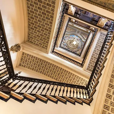 Alfonso Xiii, A Luxury Collection Hotel, Szálloda
